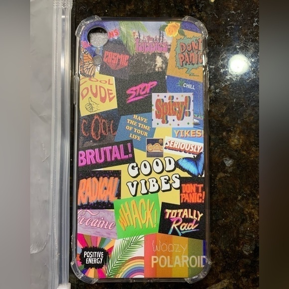 APPLE iPhone XR phone case retro 70s good vibes hippie NEW - Picture 3 of 5